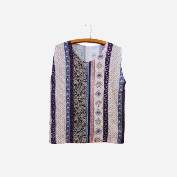 Simple-and-Stylish-Round-Neckline-Top